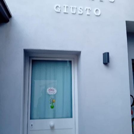 לינה וארוחת בוקר קטאניה Al Punto Giusto מראה חיצוני תמונה