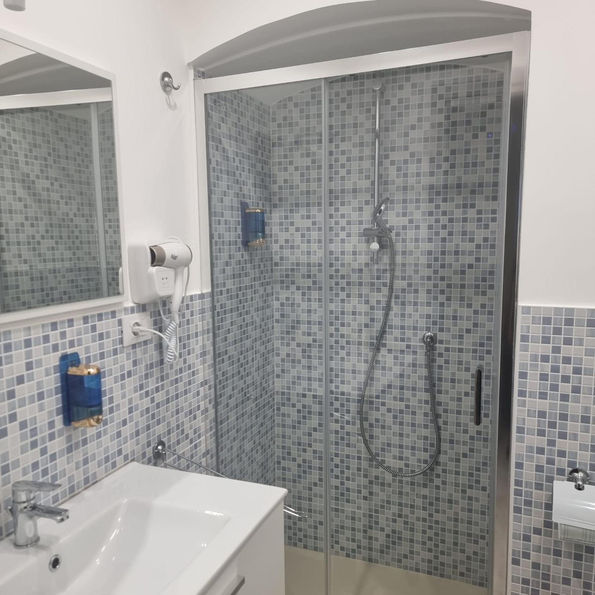 לינה וארוחת בוקר קטאניה Al Punto Giusto מראה חיצוני תמונה